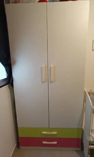 Armario ropero 2 puertas y 2 cajones tipo ikea.