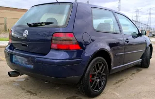 Volkswagen Golf 2003