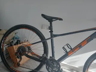 Bicicleta GT casi nueva