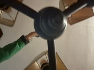 Lámpara de techo azul y beige