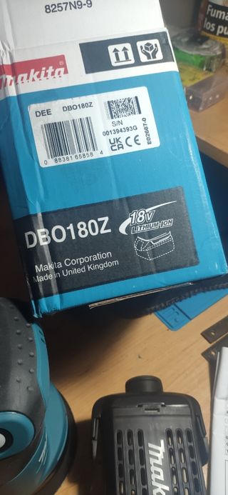 Lijadora Orbital Makita DBO180Z