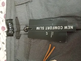 Pantalón juvenil Con Etiqueta. Nuevo