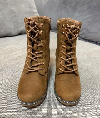 Botines tacón marrón