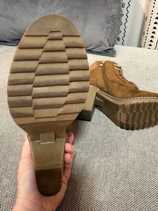 Botines tacón marrón