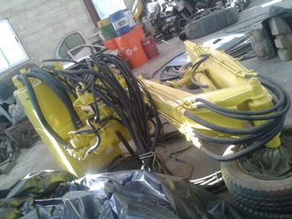 Desbrozadora de brazo para carretera