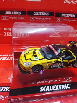 Scalextric Corvette C6R Digital System