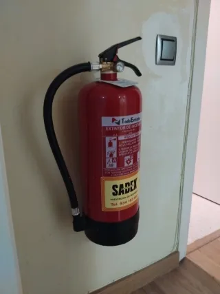 Extintor incendis pols 6kg