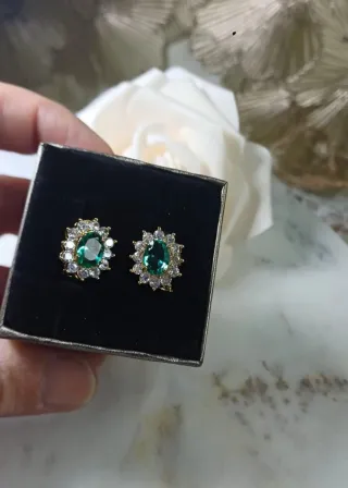 Pendientes Vintage Oro y Cristal Esmeralda
