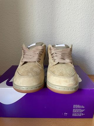 Nike SB Dunk Low Pro B Parachute Beige