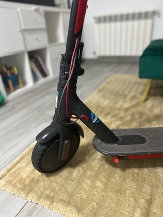 Patinete eléctrico llantas macizas