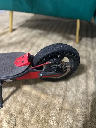 Patinete eléctrico llantas macizas