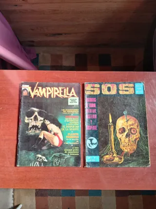 2 Cómics Vampirella y SOS