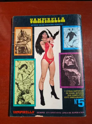 2 Cómics Vampirella y SOS