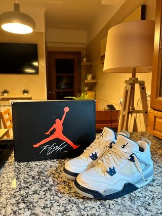 ✨ 𝗝𝗼𝗿𝗱𝗮𝗻 ✨ 4 Original Zapatillas Nuevo 38