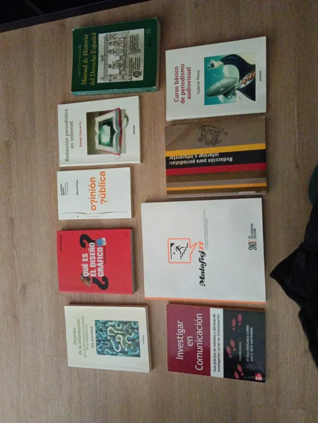 Libros carrera periodismo unav