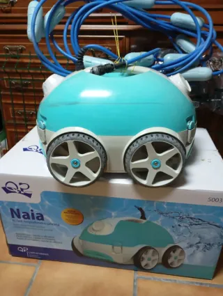 Robot Limpiafondos Naia Piscina
