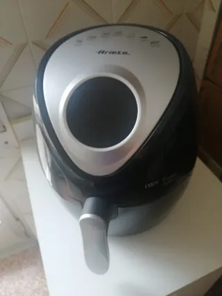 Friggitrice ad aria Ariete 4616 3.5L