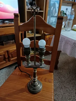 Lámpara de mesa doble luz