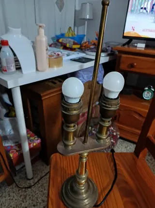 Lámpara de mesa doble luz