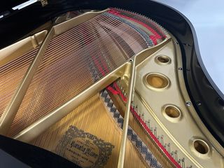 Piano de Cola Yamaha G2 Japón