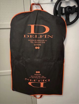 Traje corinto chaqueta y pantalón