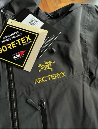 Arc'teryx Alpha SV Chaqueta Negra