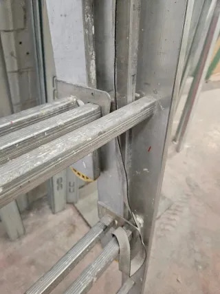 Escalera almacén 3 tramos de 11 peldaños cada uno