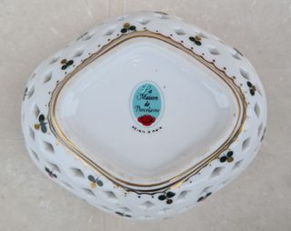 Portaoggetti Ceramica Traforata Dipinto Mano