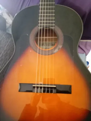 Guitarra Española Clásica con funda