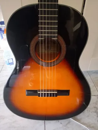 Guitarra Española Clásica con funda