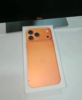 iPhone 17 Pro Max cosmic orange Nuevo