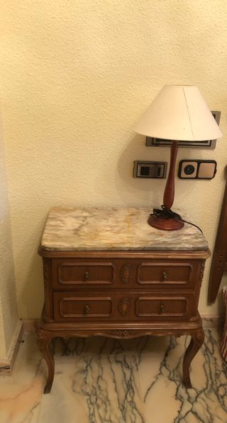 Juego de dormitorio estilo clásico