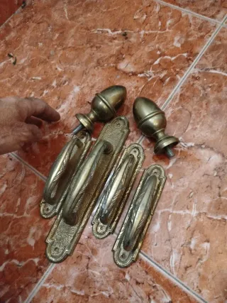 Tiradores de latón vintage