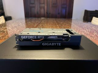 Gigabyte RTX 3050 Tarjeta Gráfica