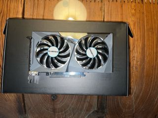 Gigabyte RTX 3050 Tarjeta Gráfica