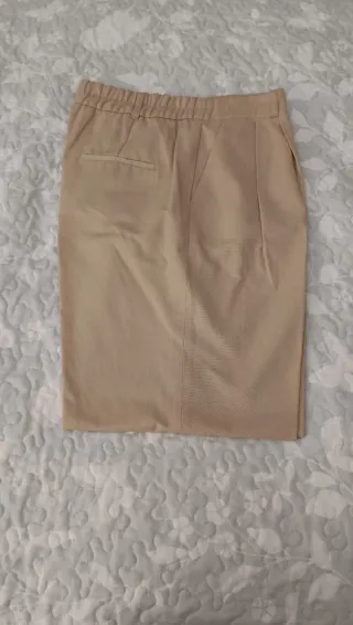 Pantalón beige Massimo Dutti