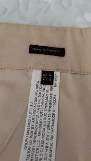 Pantalón beige Massimo Dutti
