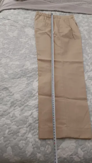 Pantalón beige Massimo Dutti