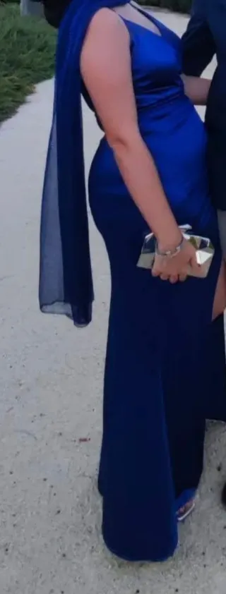 Vestido azul añil elegante