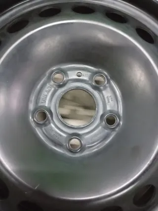 Llanta Hierro VW Caddy 2024 5 Tornillos 16 pulgada