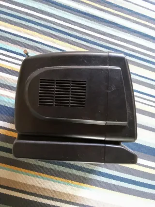 Televisor antiguo portátil