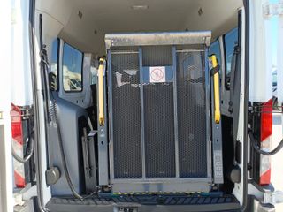 FORD TRANSIT L3H2 TREND COMBI ADAPTADA PMR