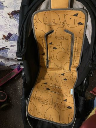 Funda universal cochecito Clic ballenas