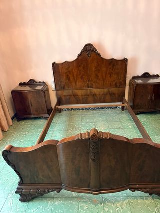 Armario antiguo de madera