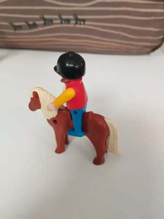 Playmobil niña hípica caballo pony