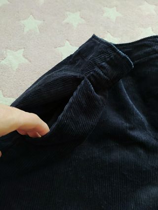 Uniqlo Falda de pana Talla S