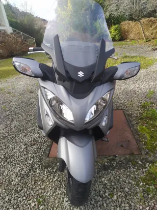 Moto Suzuki burgman 650 executive