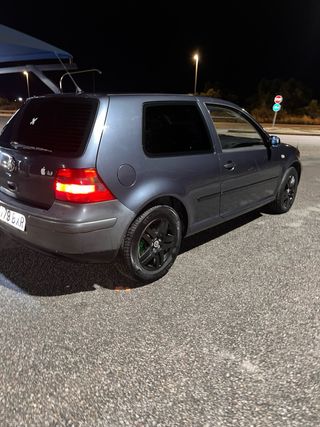 Volkswagen Golf 2002