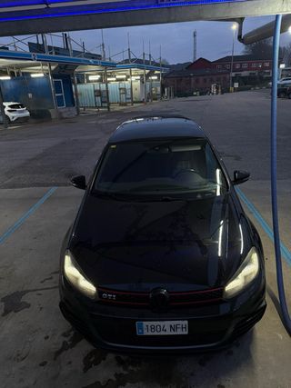 Volkswagen Golf GTI 2011