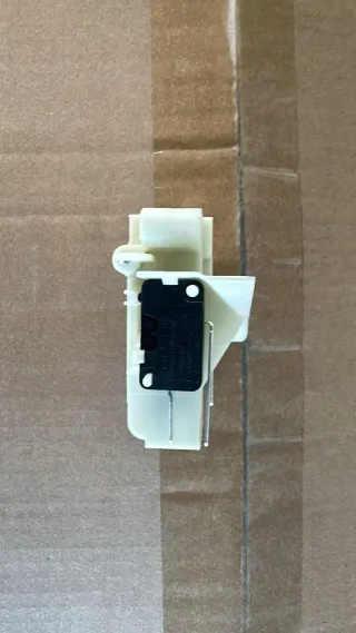 Cierre puerta lavavajillas marcas blancas